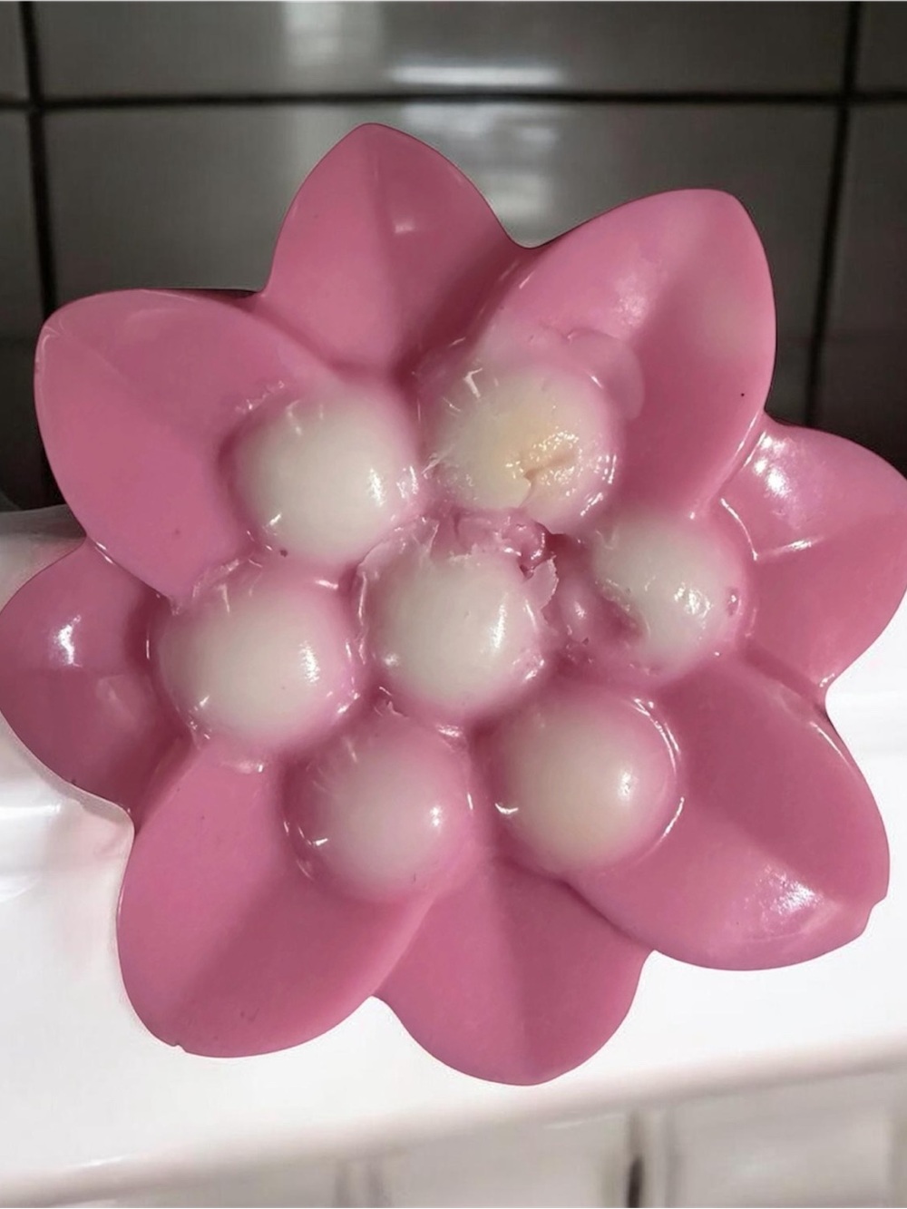 Goat milk Pink Floral- sandalwood and vanilla soap